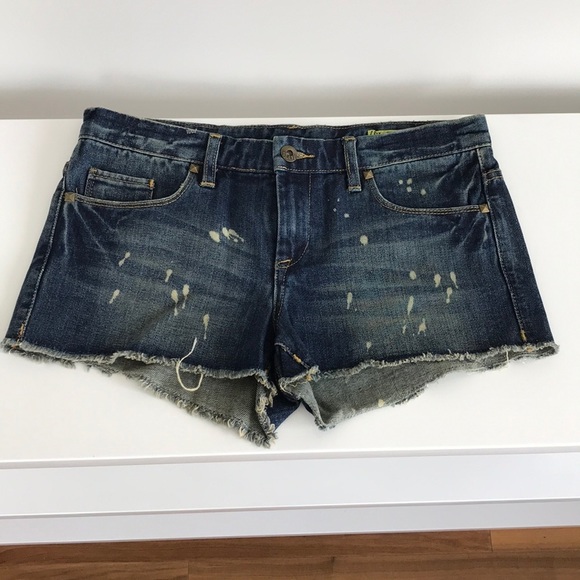 💕x3HP💕Blank NYC denim shorts - Picture 3 of 7